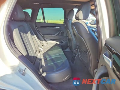 Zdjęcie 11 z 14 samochodu: 2018 BMW X1 XDRIVE28I VIN:WBXHT3C37J3H33430 - miniatura