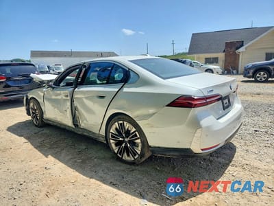 Drugie zdjęcie samochodu z przodu: 2024 BMW 530 XI VIN:WBA53FJ00RCS32167 - miniatura