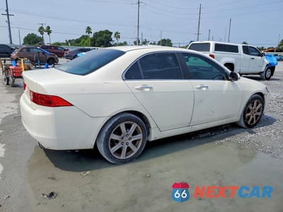 Trzecie zdjęcie samochodu z tyłu: 2004 ACURA TSX VIN:JH4CL96914C003295 - miniatura