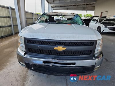 Piąte zdjęcie samochodu w środku: 2013 CHEVROLET SILVERADO C1500 LT VIN:3GCPCSE06DG250614 - miniatura