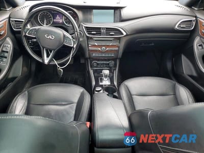 Zdjęcie 8 z 13 samochodu: 2017 INFINITI QX30 PREMIUM VIN:SJKCH5CR2HA016197 - miniatura