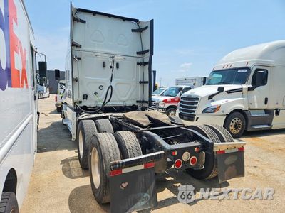 Drugie zdjęcie samochodu z przodu: 2021 FREIGHTLINER CASCADIA 126 SEMI TRUCK VIN:3AKJHHDR9MSMT8568 - miniatura