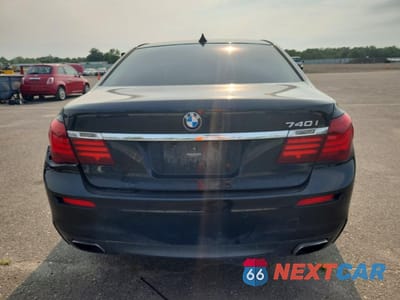 Zdjęcie 6 z 12 samochodu: 2015 BMW 740 I VIN:WBAYA6C53FG273294 - miniatura