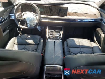 Zdjęcie 8 z 13 samochodu: 2025 BMW 740 XI VIN:WBA33EH05SCU74076 - miniatura