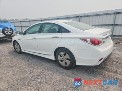 Drugie zdjęcie samochodu z przodu: 2011 HYUNDAI SONATA HYBRID VIN:KMHEC4A41BA011412 - miniatura