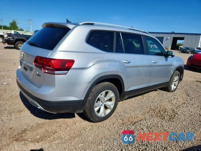 Trzecie zdjęcie samochodu z tyłu: 2019 VOLKSWAGEN ATLAS SE VIN:1V2LR2CA5KC515093 - miniatura
