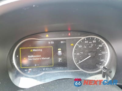 Zdjęcie 9 z 13 samochodu: 2019 NISSAN KICKS SR VIN:3N1CP5CU2KL531908 - miniatura