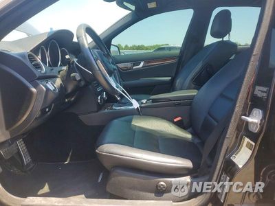Zdjęcie 7 z 12 samochodu: 2012 MERCEDES-BENZ C 300 4MATIC VIN:WDDGF8BB4CR229099 - miniatura