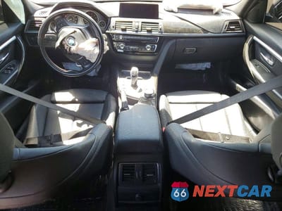 Zdjęcie 8 z 12 samochodu: 2018 BMW 330 I VIN:WBA8B9G53JNU58359 - miniatura