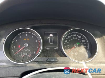 Zdjęcie 9 z 13 samochodu: 2018 VOLKSWAGEN GOLF SPORTWAGEN S VIN:3VWD17AU2JM753047 - miniatura