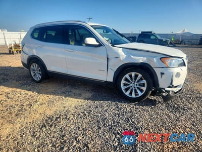 Czwarte zdjęcie samochodu z boku: 2014 BMW X3 VIN:5UXWX9C58E0D36375 - miniatura