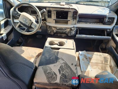 Zdjęcie 8 z 13 samochodu: 2026 FORD F350 SUPER DUTY VIN:1FT8W3BN4TEC25122 - miniatura