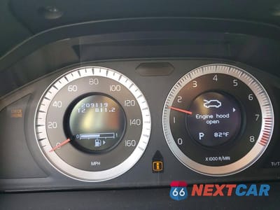 Zdjęcie 9 z 12 samochodu: 2011 VOLVO XC70 T6 VIN:YV4902BZ5B1099066 - miniatura