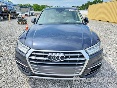 Piąte zdjęcie samochodu w środku: 2019 AUDI Q5 PRESTIGE VIN:WA1CNAFY7K2117027 - miniatura