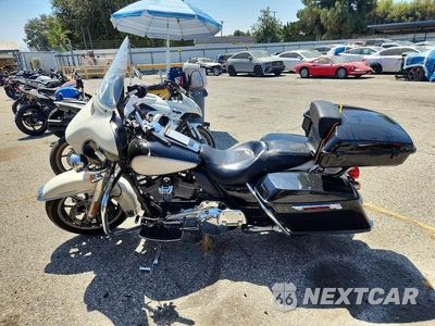 Trzecie zdjęcie samochodu z tyłu: 2017 HARLEY-DAVIDSON FLHTP POLICE ELECTRA GLIDE VIN:1HD1FMC32HB643416 - miniatura