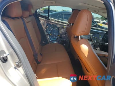 Zdjęcie 10 z 12 samochodu: 2019 LEXUS UX 200 VIN:JTHY3JBH8K2015547 - miniatura