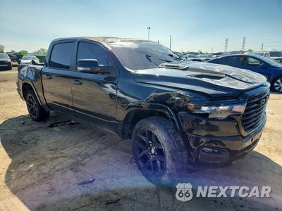 Czwarte zdjęcie samochodu z boku: 2026 RAM 1500 LARAMIE VIN:1C6SRFJP4TN156991 - miniatura