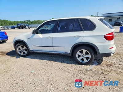 Drugie zdjęcie samochodu z przodu: 2011 BMW X5 XDRIVE35I VIN:5UXZV4C55BL738075 - miniatura