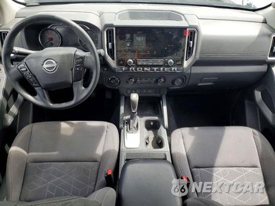 Zdjęcie 8 z 13 samochodu: 2025 NISSAN FRONTIER SV VIN:1N6ED1FK1SN630329 - miniatura