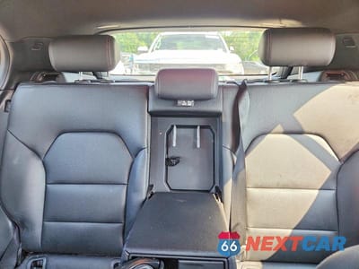 Zdjęcie 10 z 13 samochodu: 2020 MERCEDES-BENZ GLA 250 VIN:W1NTG4EB1LJ702345 - miniatura