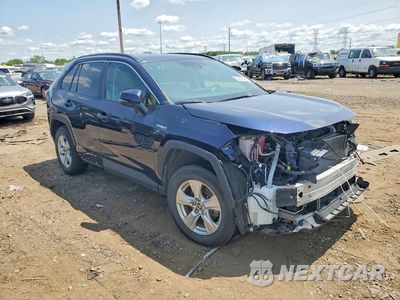 Czwarte zdjęcie samochodu z boku: 2021 TOYOTA RAV4 XLE VIN:4T3RWRFV6MU025810 - miniatura