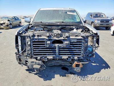 Piąte zdjęcie samochodu w środku: 2017 GMC SIERRA K1500 DENALI VIN:3GTU2PEC9HG468694 - miniatura