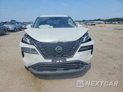 Piąte zdjęcie samochodu w środku: 2021 NISSAN ROGUE SV VIN:5N1AT3BB6MC752183 - miniatura