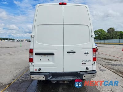 Zdjęcie 6 z 13 samochodu: 2014 NISSAN NV 2500 DELIVERY VAN VIN:1N6AF0LY5EN108741 - miniatura
