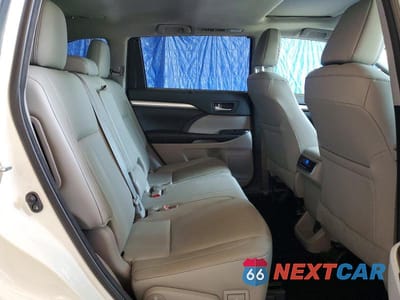 Zdjęcie 11 z 13 samochodu: 2017 TOYOTA HIGHLANDER XLE VIN:5TDJZRFH1HS478190 - miniatura