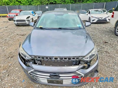 Piąte zdjęcie samochodu w środku: 2017 HYUNDAI ELANTRA SE VIN:KMHD74LF7HU154340 - miniatura