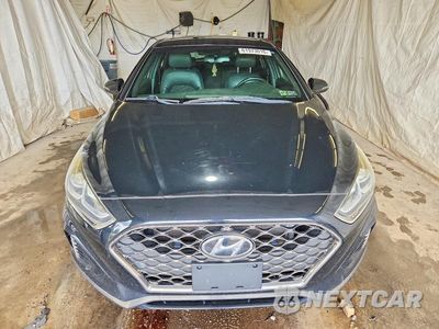 Piąte zdjęcie samochodu w środku: 2018 HYUNDAI SONATA SPORT VIN:5NPE34AF1JH613370 - miniatura
