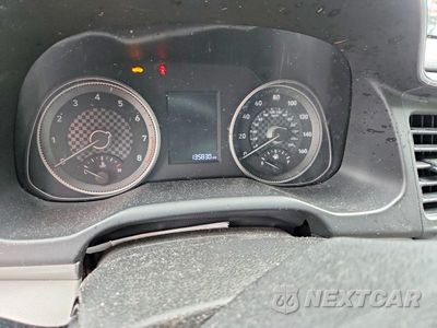 Zdjęcie 9 z 12 samochodu: 2019 HYUNDAI ELANTRA SE VIN:KMHD74LF5KU779262 - miniatura