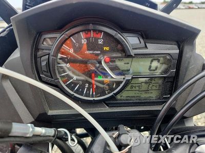 Zdjęcie 7 z 9 samochodu: 2020 SUZUKI DL650 A VIN:JS1C733G7L7100041 - miniatura