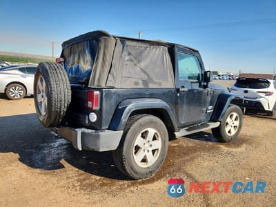 Trzecie zdjęcie samochodu z tyłu: 2007 JEEP WRANGLER SAHARA VIN:1J4FA54167L125935 - miniatura