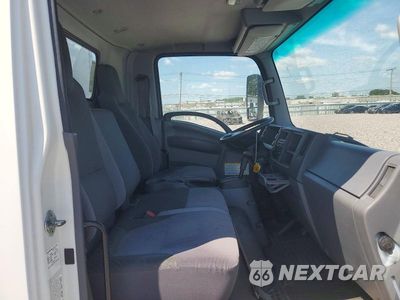 Zdjęcie 11 z 13 samochodu: 2015 ISUZU NRR BOX TRUCK VIN:JALE5W167F7301716 - miniatura