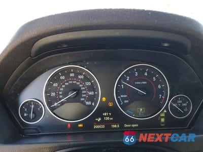 Zdjęcie 9 z 12 samochodu: 2017 BMW 330E VIN:WBA8E1C57HK895095 - miniatura