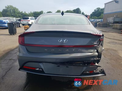 Zdjęcie 6 z 12 samochodu: 2021 HYUNDAI SONATA HYBRID BLUE VIN:KMHL24JJ3MA017277 - miniatura