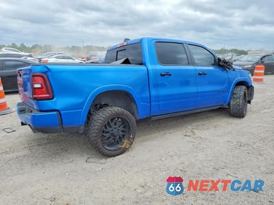 Trzecie zdjęcie samochodu z tyłu: 2025 RAM 1500 LARAMIE VIN:1C6SRFJP1SN661871 - miniatura