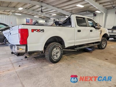 Trzecie zdjęcie samochodu z tyłu: 2022 FORD F250 SUPER DUTY VIN:1FT7W2B67NEE41676 - miniatura
