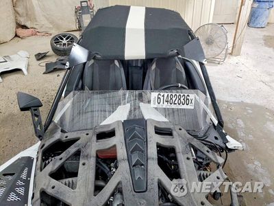 Piąte zdjęcie samochodu w środku: 2019 POLARIS SLINGSHOT SL VIN:57XAAPFA2K8132666 - miniatura