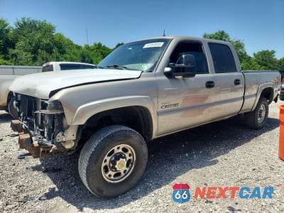 2002 CHEVROLET SILVERADO K2500 HEAVY DUTY 1GCHK23112F104011 - główne zdjęcie licytacji z USA - miniatura