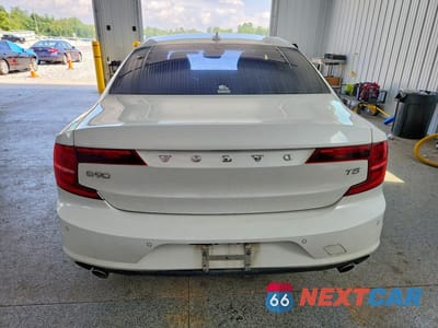 Zdjęcie 6 z 13 samochodu: 2018 VOLVO S90 T5 MOMENTUM VIN:LVY982AKXJP020172 - miniatura