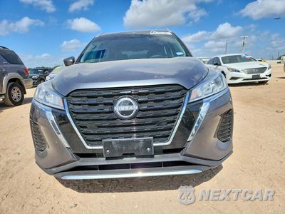 Piąte zdjęcie samochodu w środku: 2023 NISSAN KICKS SV VIN:3N1CP5CV9PL539021 - miniatura