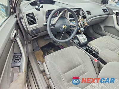 Zdjęcie 8 z 13 samochodu: 2006 HONDA CIVIC EX VIN:2HGFG12816H518087 - miniatura