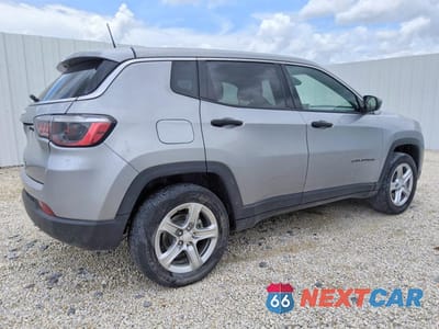 Trzecie zdjęcie samochodu z tyłu: 2024 JEEP COMPASS SPORT VIN:3C4NJDAN5RT612716 - miniatura