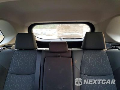 Zdjęcie 10 z 14 samochodu: 2025 TOYOTA RAV4 XLE VIN:2T3P1RFV3SW630113 - miniatura