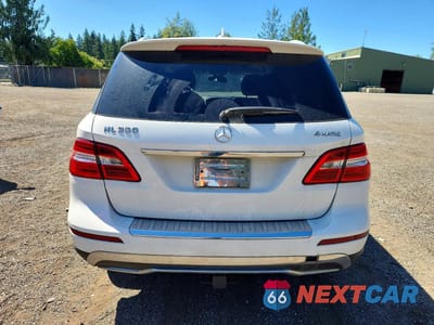 Zdjęcie 6 z 13 samochodu: 2014 MERCEDES-BENZ ML 350 4MATIC VIN:4JGDA5HB3EA326969 - miniatura