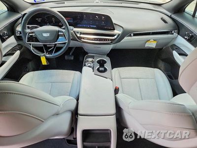 Zdjęcie 8 z 13 samochodu: 2024 CADILLAC LYRIQ LUXURY VIN:1GYKPPRK0RZ115525 - miniatura