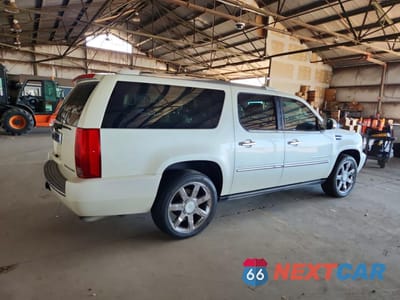 Trzecie zdjęcie samochodu z tyłu: 2008 CADILLAC ESCALADE VIN:1GYFK66888R271779 - miniatura