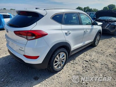 Trzecie zdjęcie samochodu z tyłu: 2017 HYUNDAI TUCSON SE VIN:KM8J3CA42HU324615 - miniatura